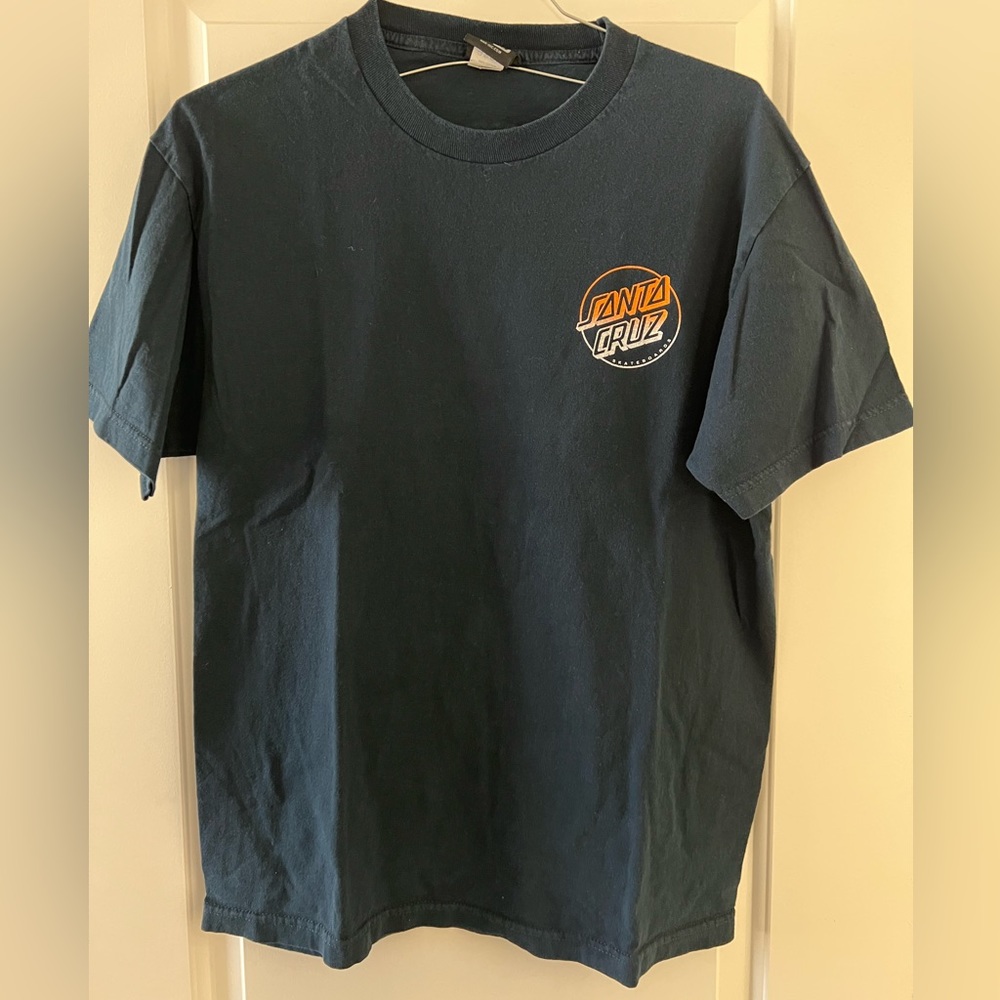 Men’s Santa Cruz large T-shirt